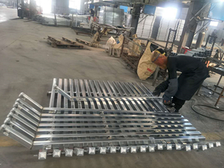 铁路护栏网